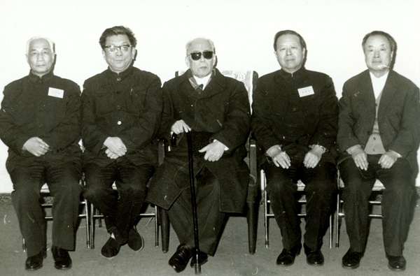 78fe6a73842540318134c514d742b7ea.jpg 0.jpg