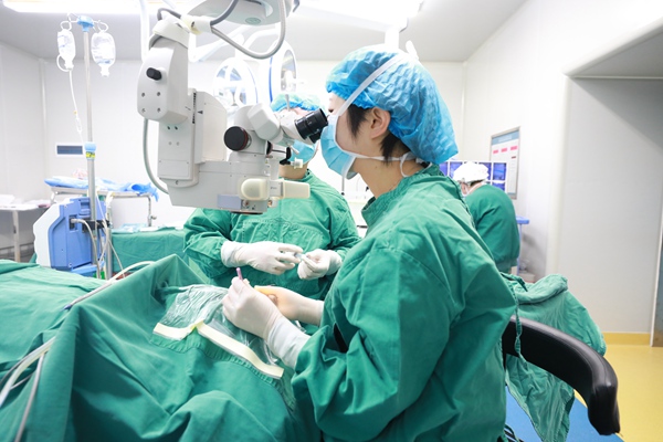 手术2.jpg