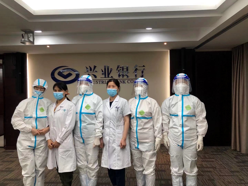 全员核酸检测 农工党南京市玄武医院支部坚守一线1.jpg