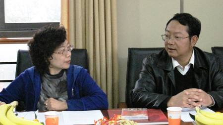 考察团与农工党云南省委交流座谈