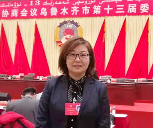 潘_副本.jpg