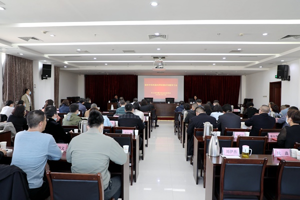 840A6425_爱奇艺(1).jpg