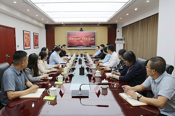8V9A3317.JPG