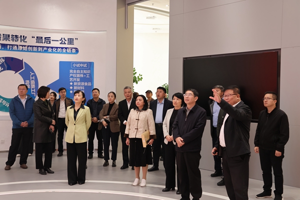 8f5cd4229b23bce22fea812df97feeb.jpg