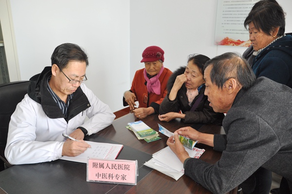 工会代表张生贵